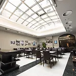 Carat Boutique 4* Budapest