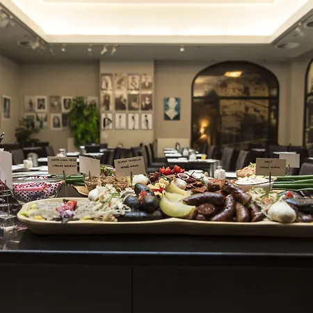 Carat Boutique Hotel 4*