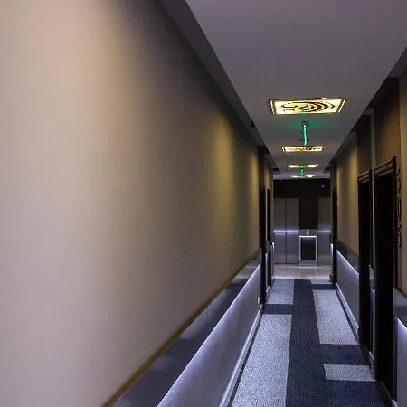 Ξενοδοχείο Carat Boutique 4*