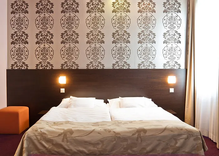 Carat Boutique Hotel 4*